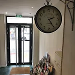Hotel Champerret *