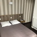 Champerret Hotel