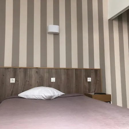 Champerret Hotel