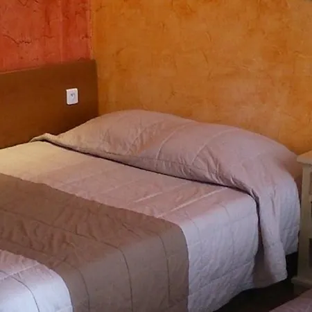 Champerret Hotel *