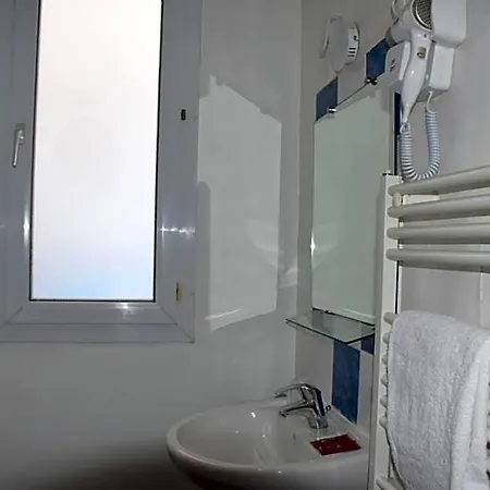 Szálloda Champerret